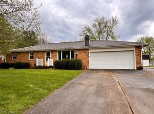1484 Lambert St, Alliance, OH 44601