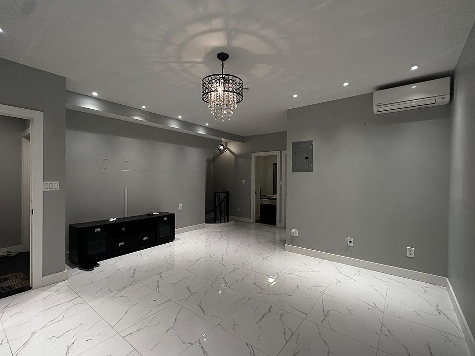 1st image of 7115 12th Ave #1