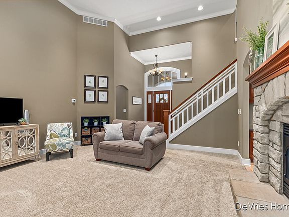 4th image of 5345 Naples Cedar Dr SW