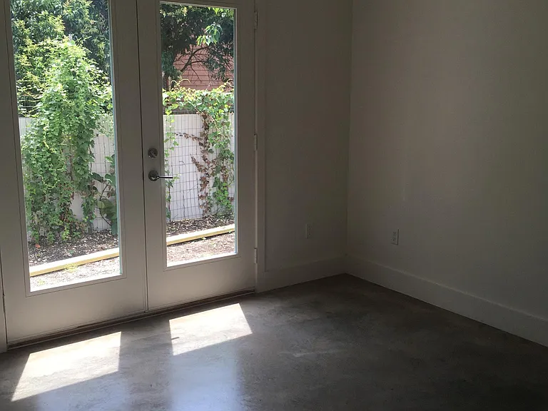 1908 E 21st St #2 — Photo 10