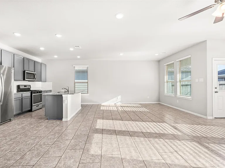 25606 Northpark Spruce Dr — Photo 12