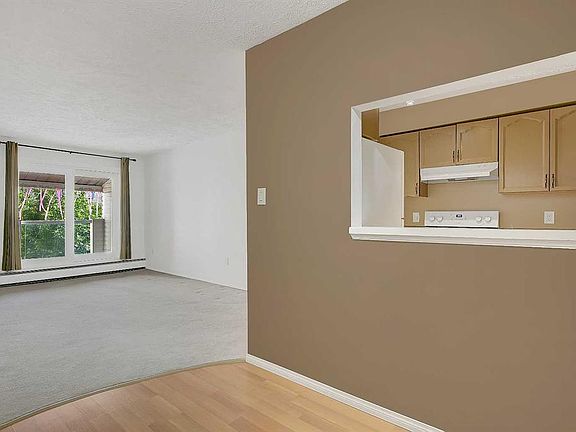 4th image of 9640 E 92nd Ave #35