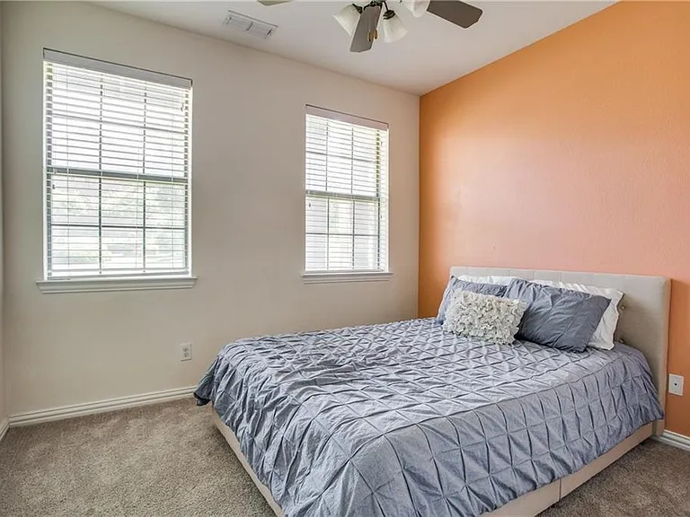 1531 Biltmore Ln — Photo 10
