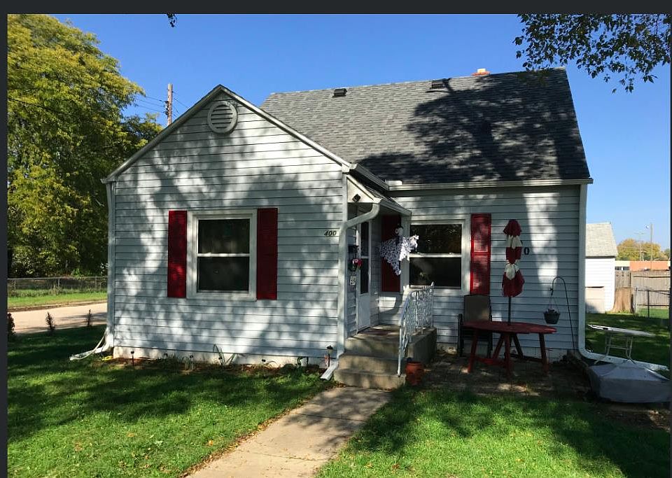 1st image of 400 Sheridan Dr