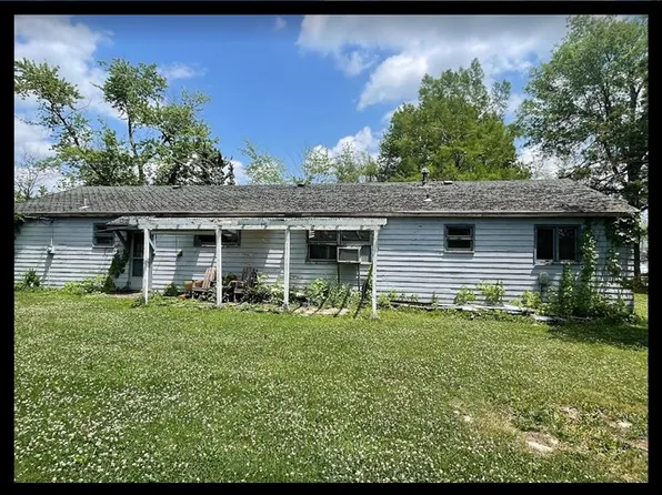 507 Walnut Ter, Macon, MO 63552