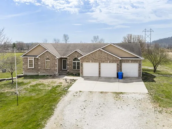 20831 Brandt Rd, Tonganoxie, KS 66086