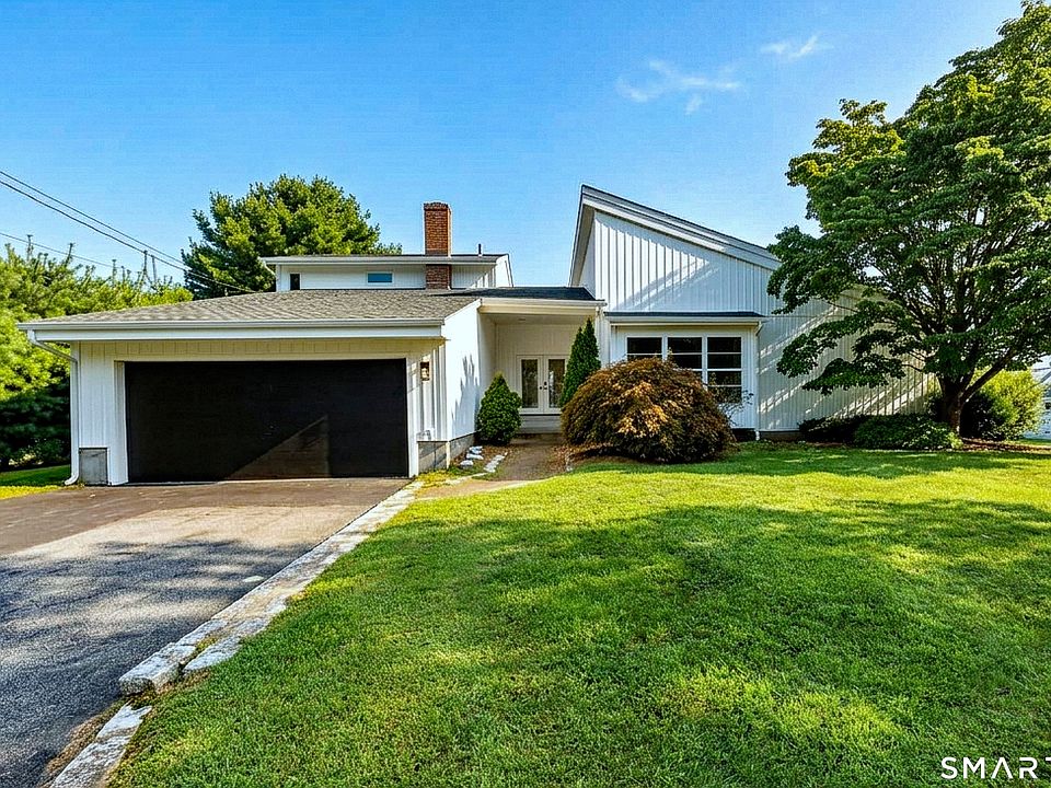 1st image of 18 Cedar Lane