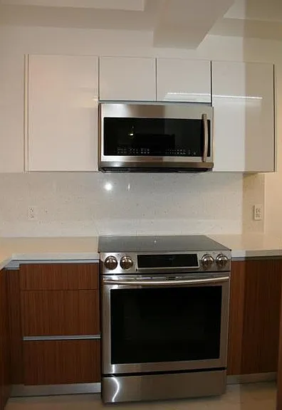 1390 Ocean Dr #402 — Photo 9