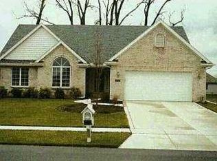 8050 Cove Harbour Dr N, Holland, OH 43528