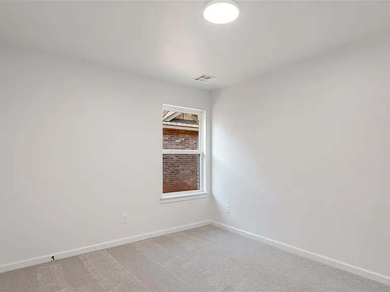 5008 Misty Wood Ln — Photo 27