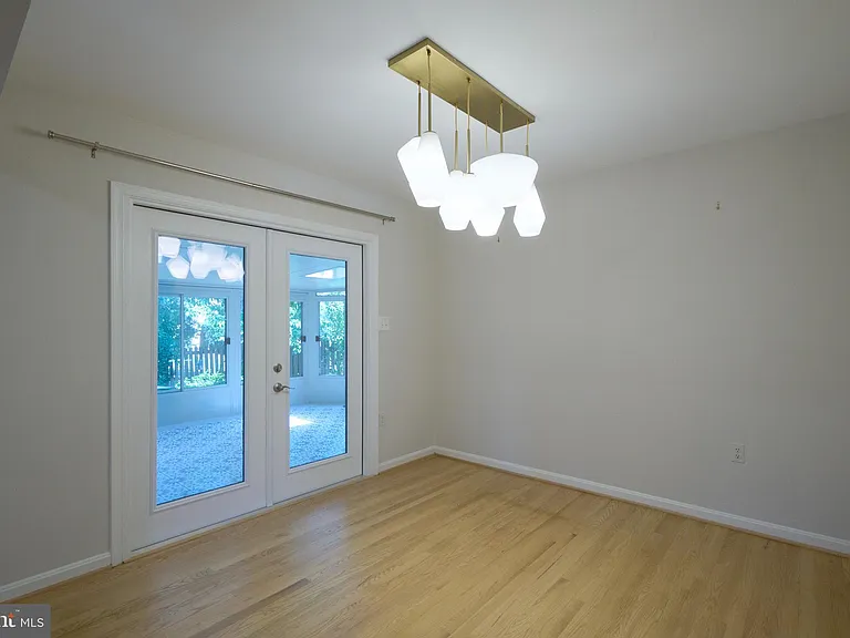 2403 Arrow Park Dr — Photo 10