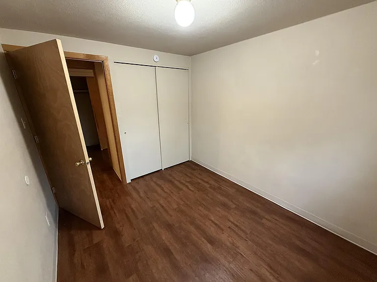 722 13th Ave — Photo 9