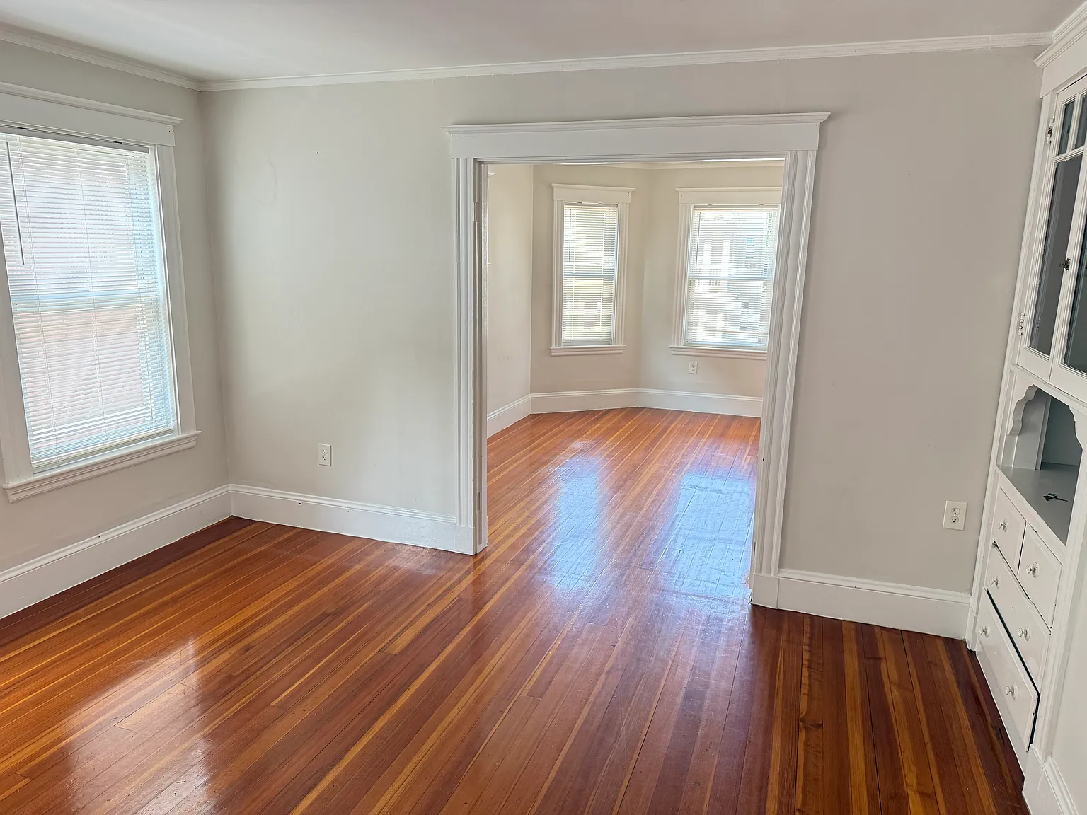 2 bed, 1026 sqft, $2,750 — Photo 3