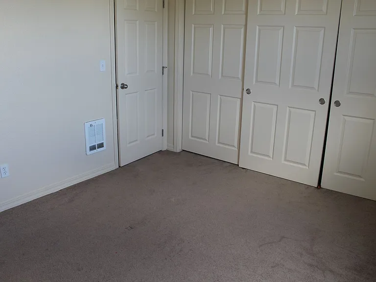 304 Willow St — Photo 11