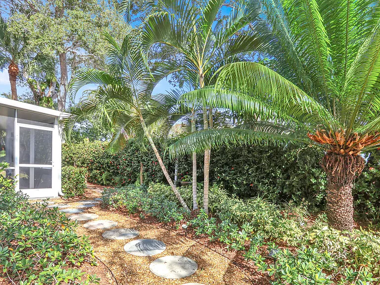 601 Paulina Rd — Photo 28