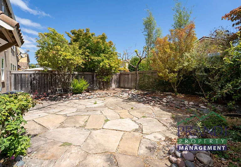 82 Arnold Dr — Photo 14