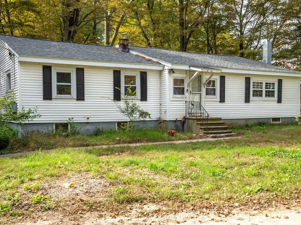 8 Richardson Drive, Barrington, NH 03825