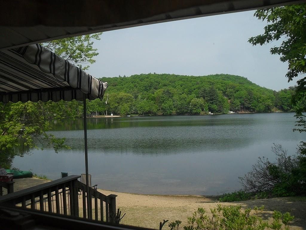 17 Town Beach Rd, Belchertown, MA 01007 Zillow