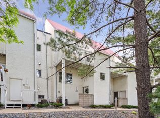 3052 Lake Shore Dr, Minneapolis, MN 55416