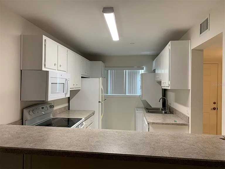 150 Harborside Ave #229 — Photo 3