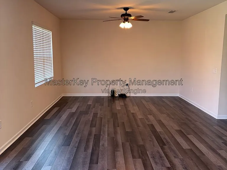 3537 Polygon Pl — Photo 5