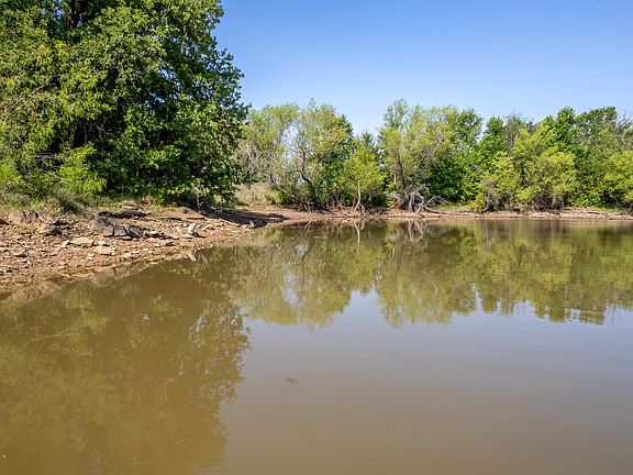 5th image of 3051 County Road 411 W
