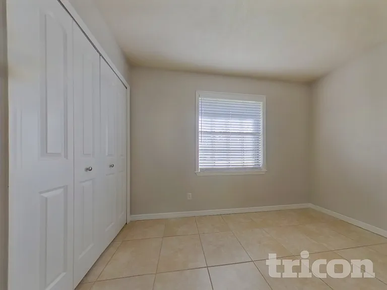 2440 Princeton Rd — Photo 10