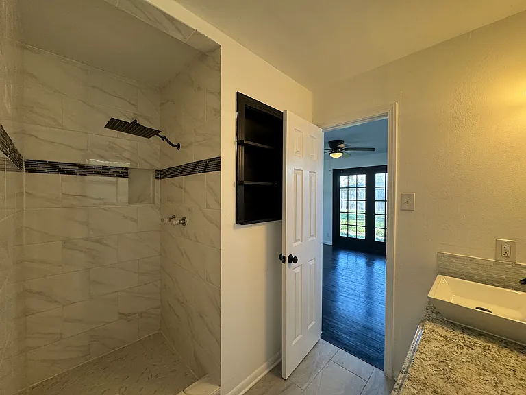 4740 Baywood Ln — Photo 29