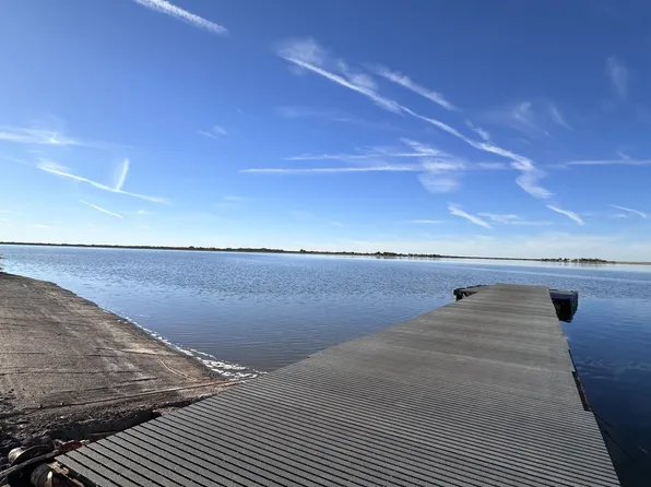 105 Stamford Marina Dr, Haskell, TX 79521
