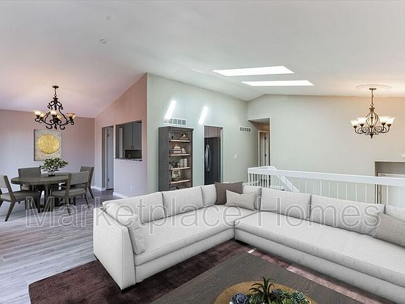 4th image of 14537 Greencastle Dr