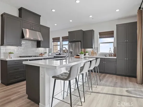 1135 Walnut Ter, Montebello, CA 90640