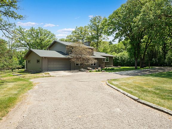 3rd image of 2000 Schmidt Ct SE