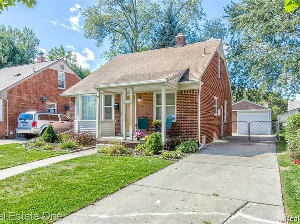 3604 Huron St, Dearborn, MI 48124