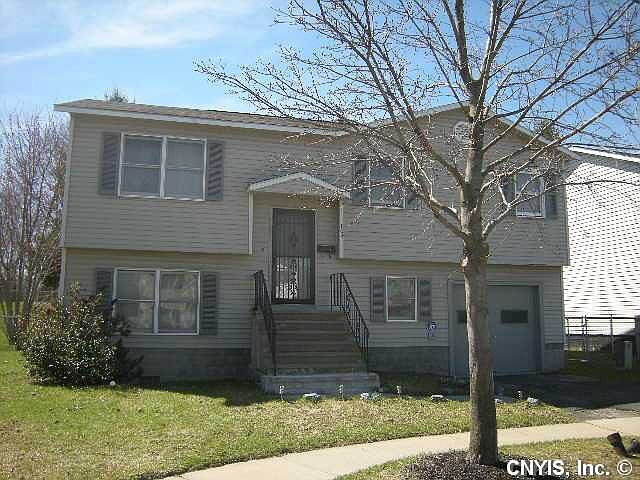 1st image of 102 Coyne Cir
