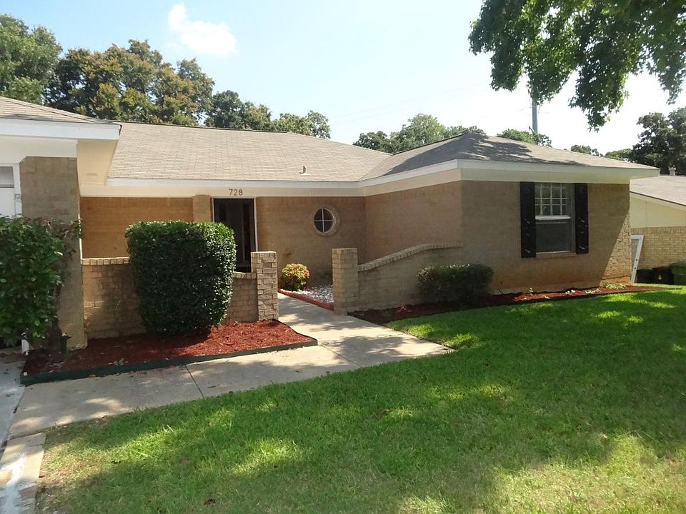 1st image of 728 Highland Park Dr