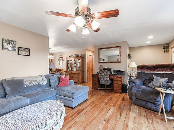 5th image of 174 Pople Ridge Rd