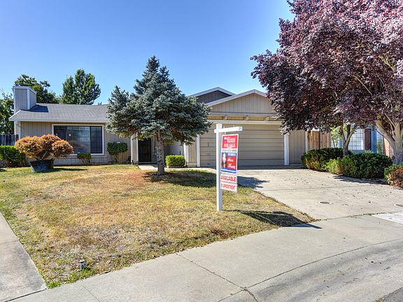 2nd image of 4665 Baywind Dr