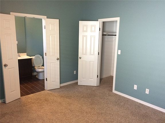 5th image of 3705 Southlake Park Ln