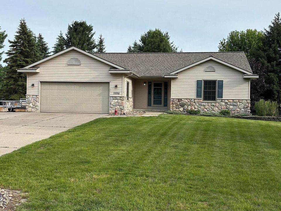 1st image of 7532 Woodcliff Dr