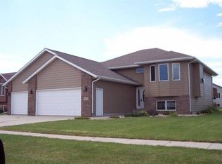 1101 N Mary Ave, Tea, SD 57064