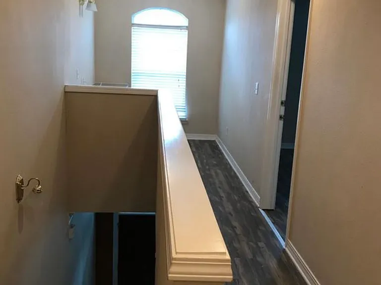 895 Saint Andrews Ln — Photo 11