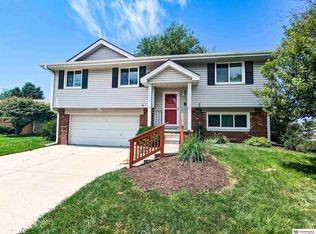 6342 N 112th Cir, Omaha, NE 68164