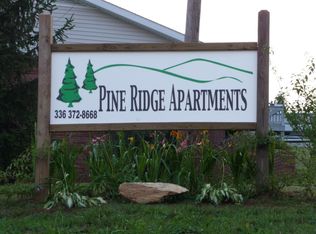 358 Roe St APT 19, Sparta, NC 28675