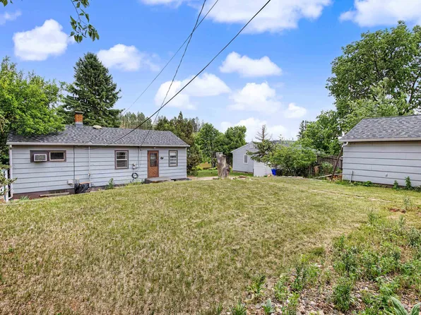 1905 Red Dale Dr, Rapid City, SD 57702