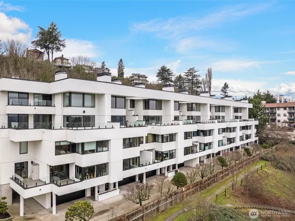 2410 Aurora Avenue N #107, Seattle, WA 98109