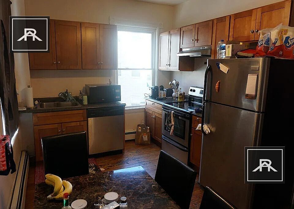 1st image of 63 W Ashford St #2