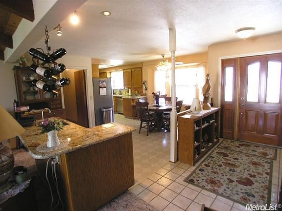 3rd image of 10191 Van Parker Ln