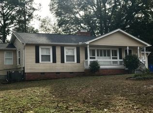 20 Downing St, Columbia, SC 29209