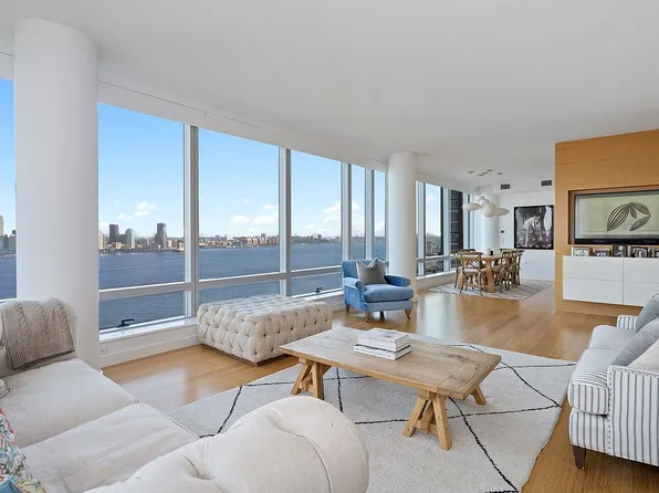 2 River Ter APT 18D, New York, NY 10282