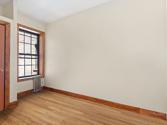 5th image of 1567 De Kalb Ave #1L